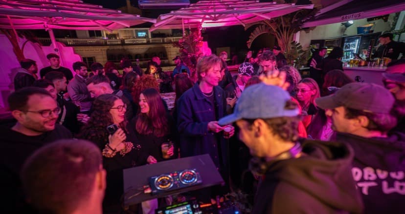 DUSKGROOVE x THE ROOF pres. Secret Rooftop Edition