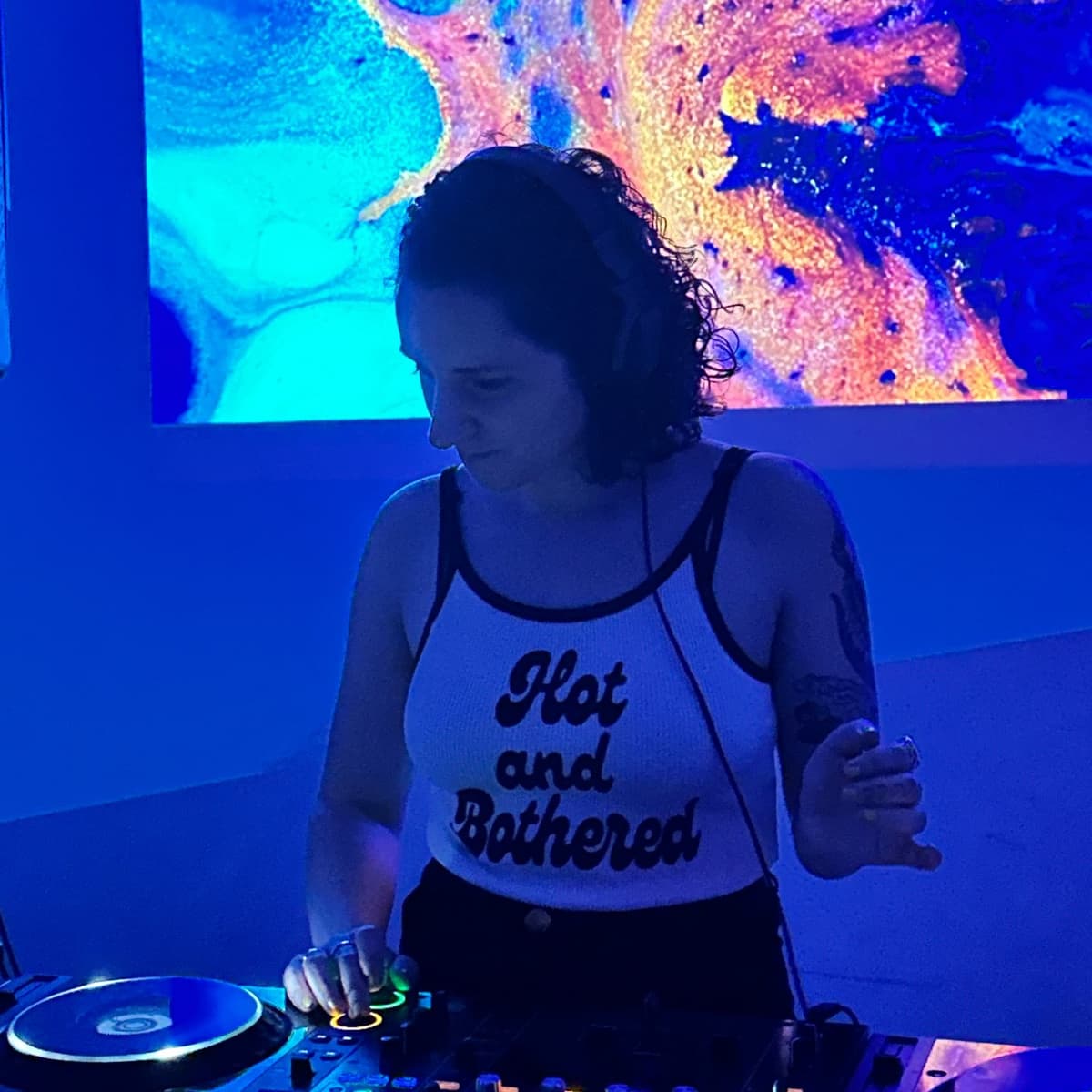 DJ girlcrush