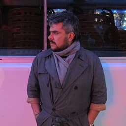 M Rebolledo