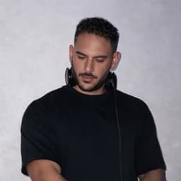 Manny Navedo (Aural Fixationz)