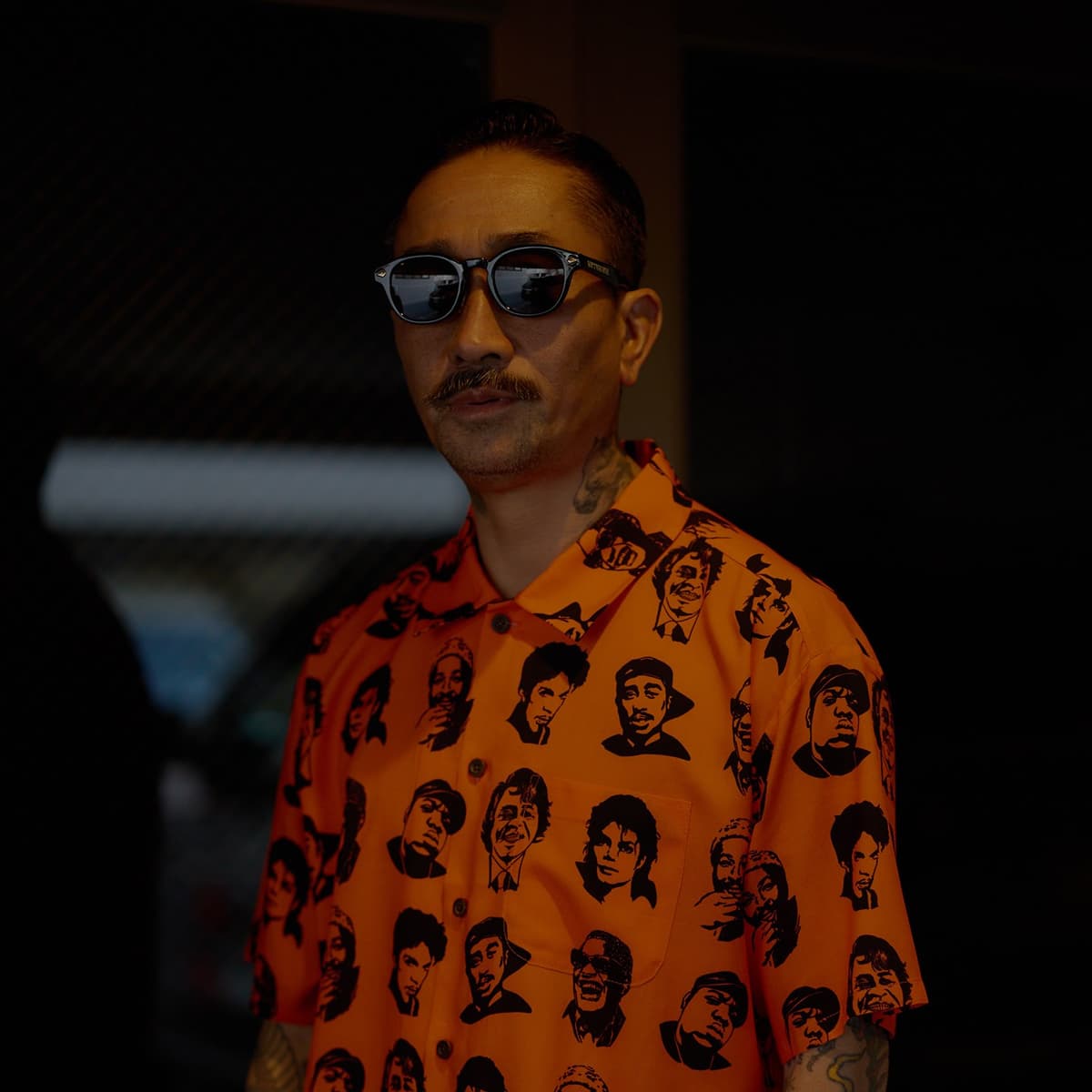 MUSTACHE X