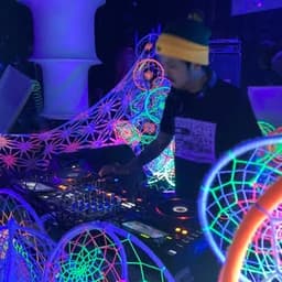 DJ Kenichi Kono