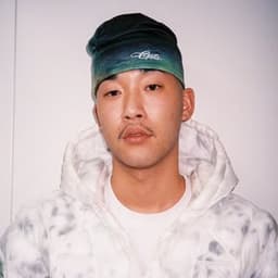 YU