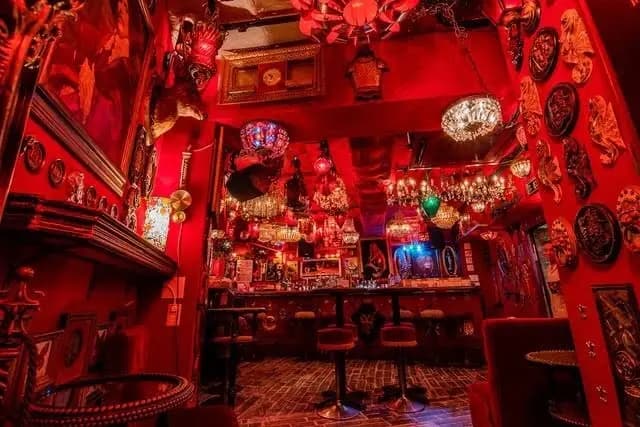 Red Bar